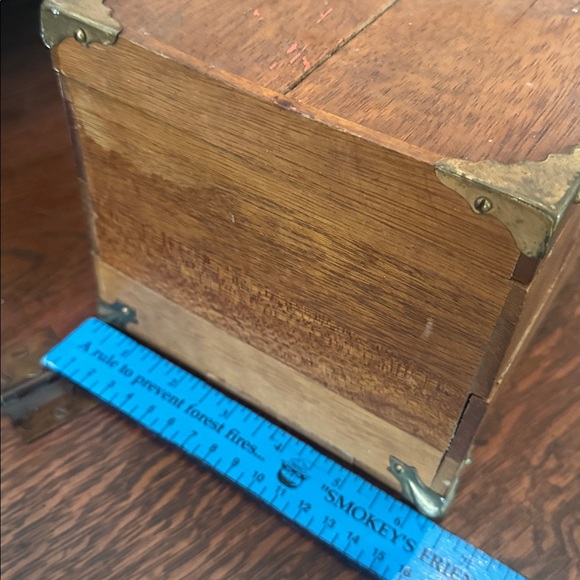 VTG MCM Rustic Wooden Storage Box with Brass Accents & Wooden Tray - Picture 12 of 17